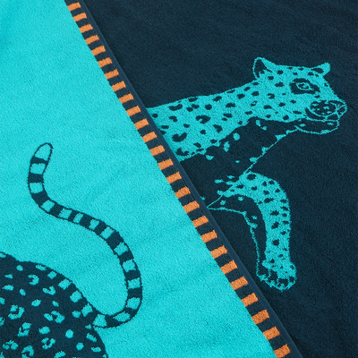 The Seabed Beach & Bath Towel / Sea Boat Blue